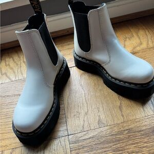 Dr Martens 2976 white chelsea boot
